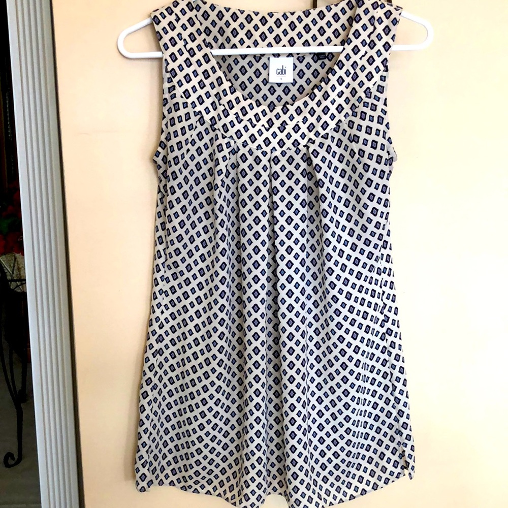 CAbi- Diamond Pattern on Cream Sleeveless Top